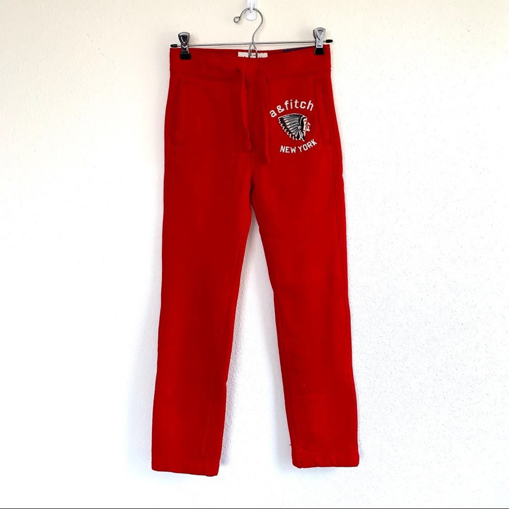 🚗KID’S BRIGHT RED SWEATPANTS🚗